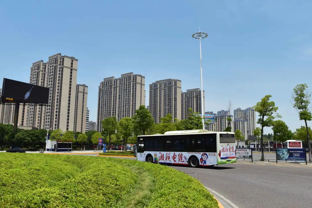 品牌煥新，夏日啟航 岳陽(yáng)登場(chǎng)，未來(lái)可期 #安全用電你我湘聯(lián)